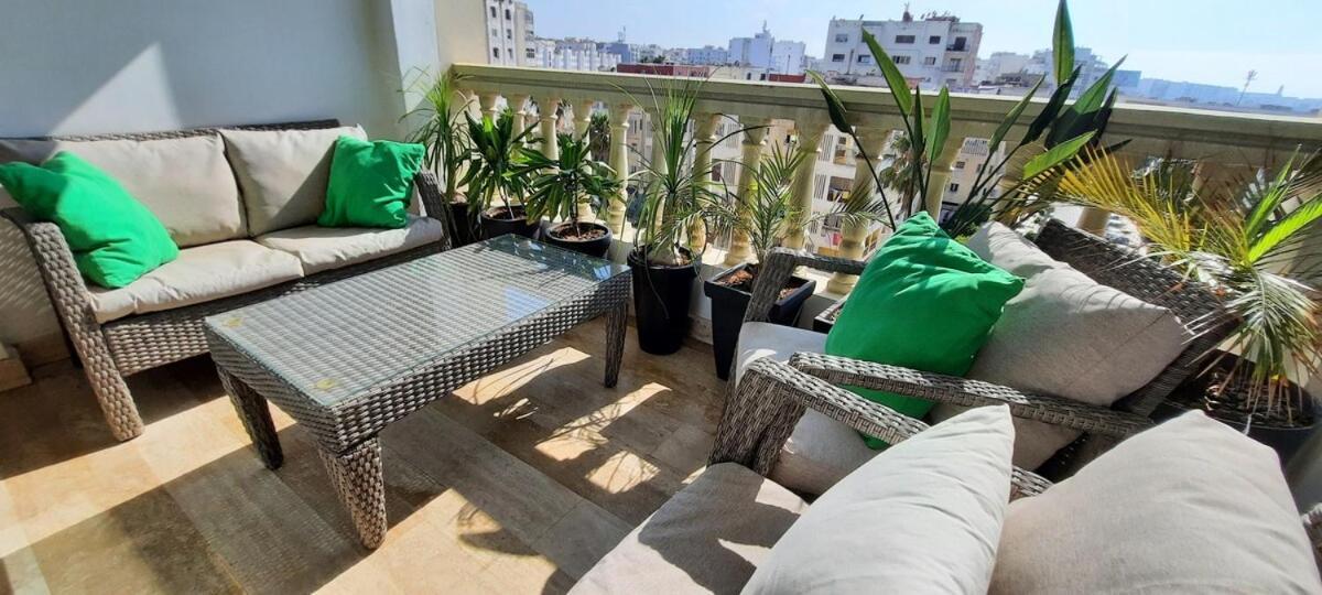 Grand Appartement De Luxe Vue Mer Casablanca Exterior photo